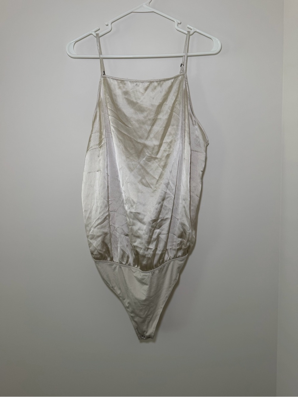 Abercrombie Silk Bow Tie Back Bodysuit Champagne Women’s XL - Picture 5 of 11